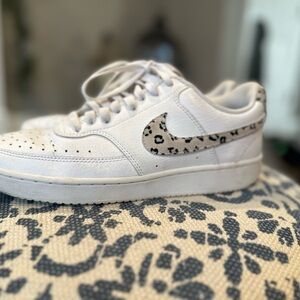 Nike Women’s Court Vision